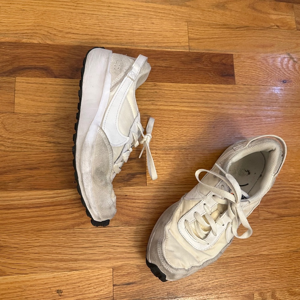 Nike Waffle One Sneakers White Cream Running Shoes Women's Size 6.5